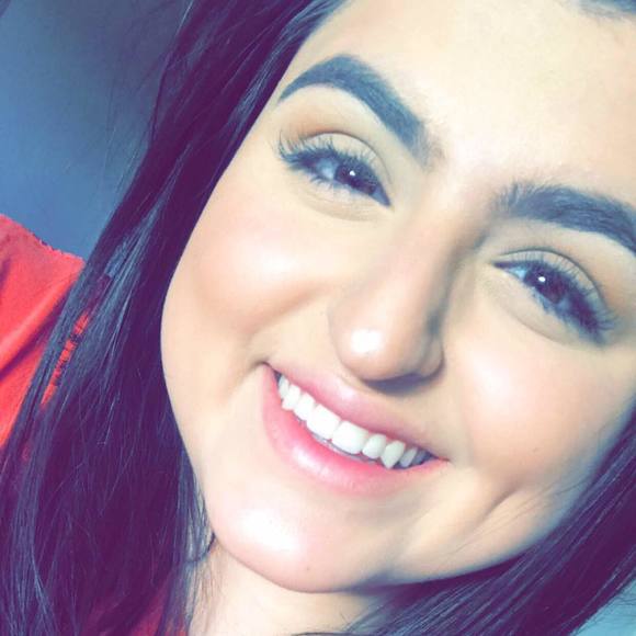 Meet your Posher, Fiama - Picture 1 of 1